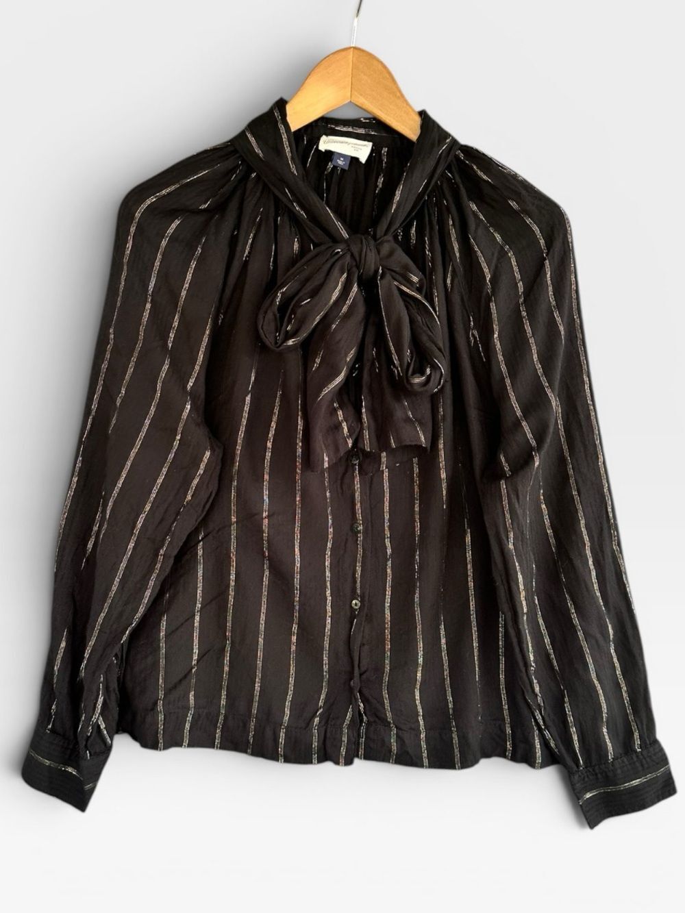 🎉5 for $45🎉 Universal thread top blouse shirt size M